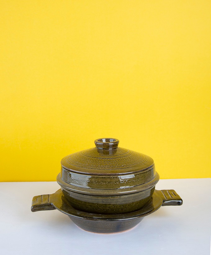 1648945353_WhatsApp20Image202022-04-0220at2011.55.5720PM20281529.jpeg Cooking Pot with Plate / أنية طبخ