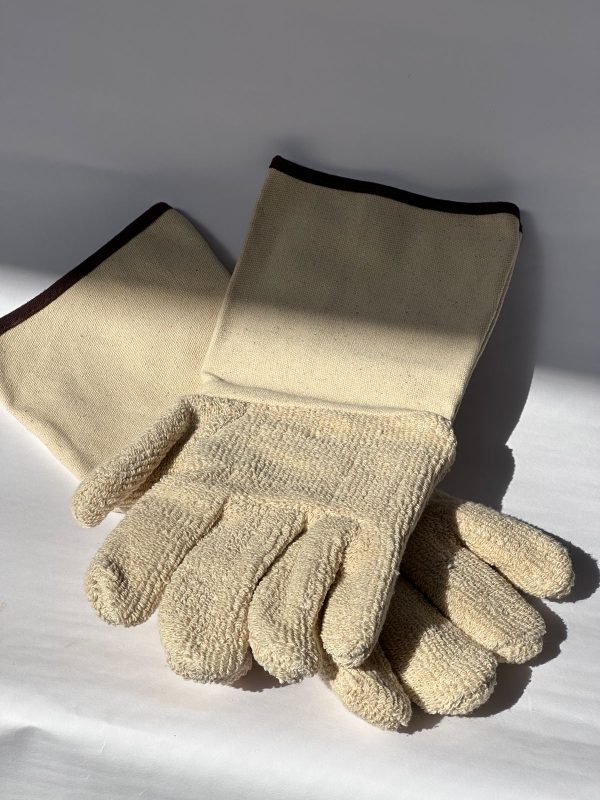 1694611415_WhatsApp20Image202023-09-1320at2017.13.39.jpg Gloves.قفازات